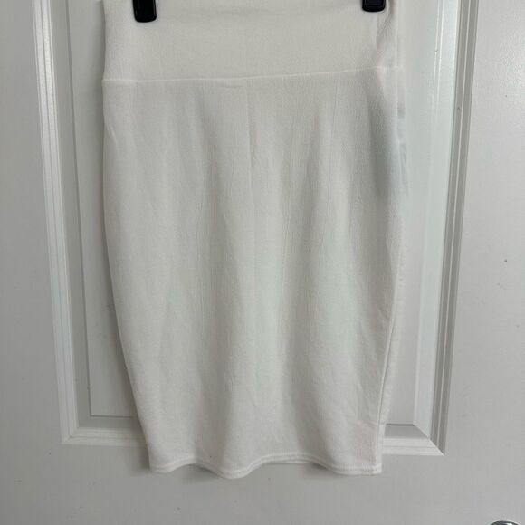 Urban Coco White Bodycon Pencil Skirt Size M | Send Me an Offer! - Picture 4 of 5